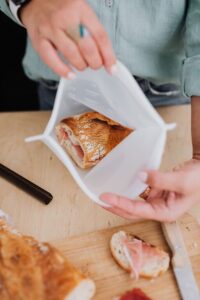 Kuchnia zero waste po polsku: pomysły na resztki pieczywa
